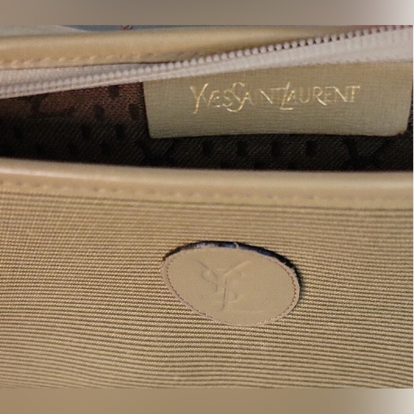 EUC!! VINTAGE Yves Saint Laurent Clutch - Picture 8 of 14